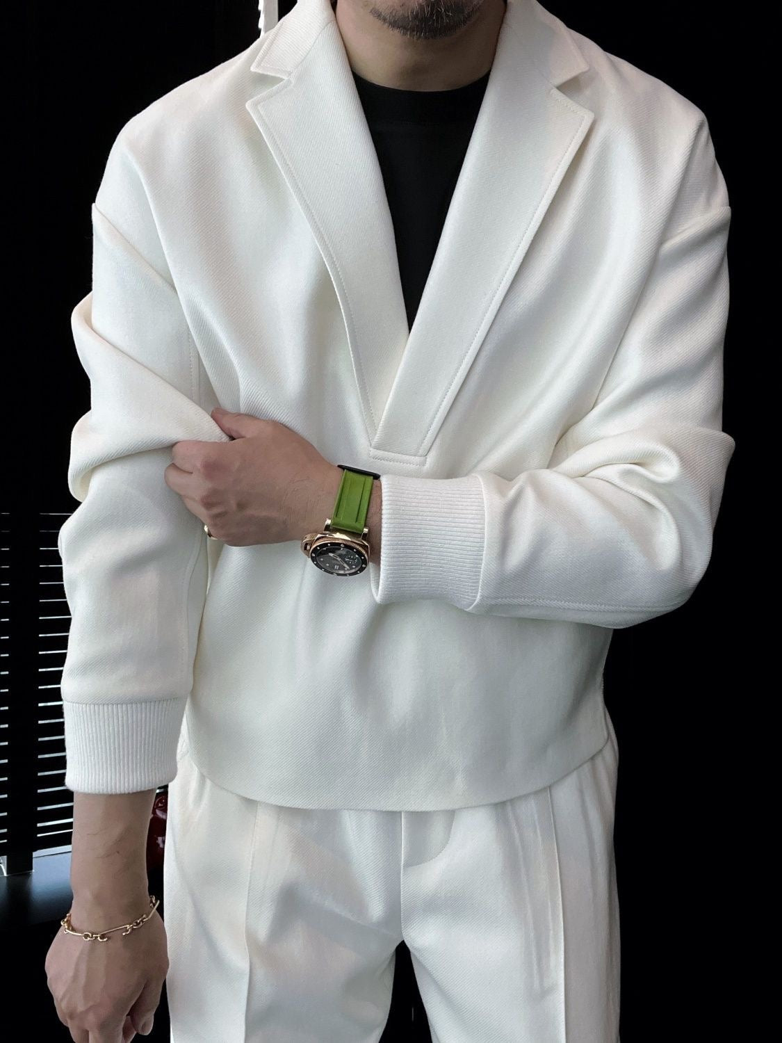 DUCHÊNE BORDEAUX™ | ENSEMBLE ÉLÉGANT À COL OUVERT