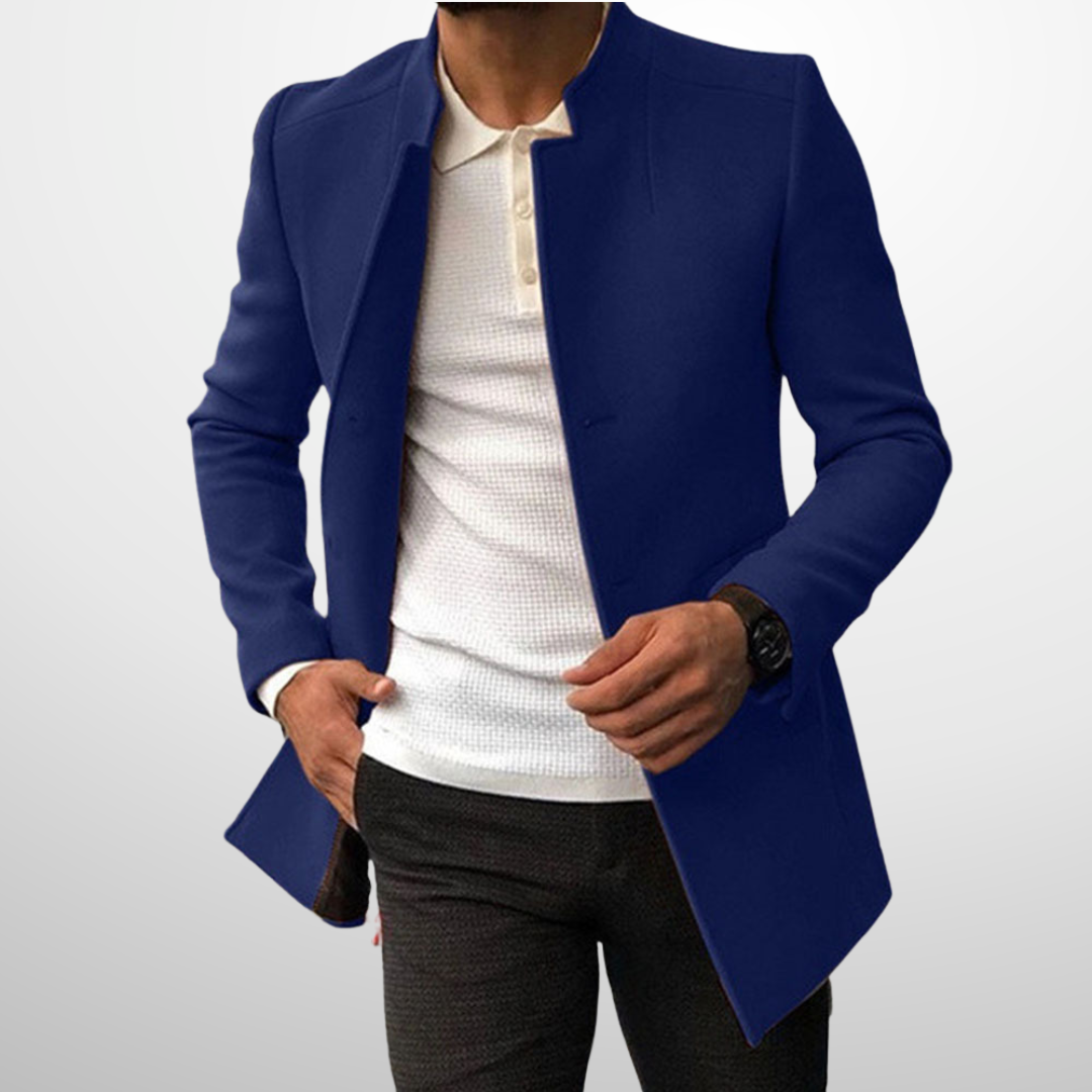 GÓRSKI KRAKÓW™ | MINIMALISTYCZNY PŁASZCZ Z KOŁNIERZEM OFICERSKIM